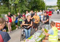 Lange Schlangen beim Eintritt