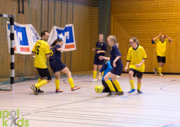 SV Frensdorf im Angriff gegen die Scharfenbergschule