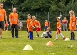 Kids beim Fußballtraining